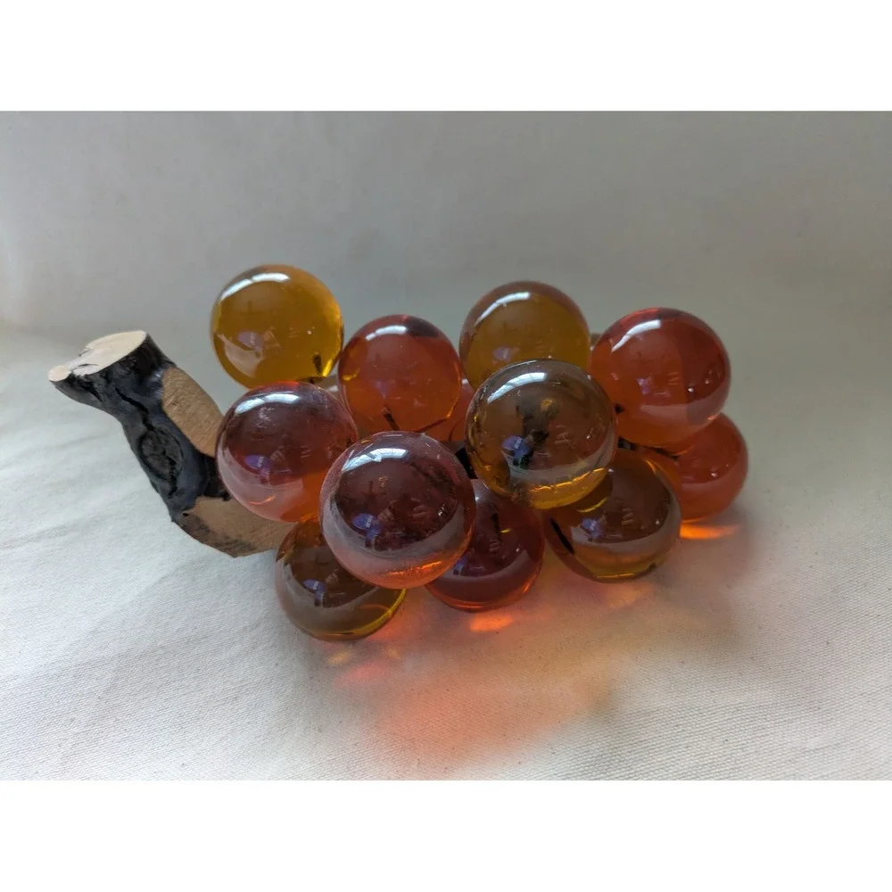 Amber Lucite Acrylic‎ Grape Cluster Sculpture Driftwood MCM Retro Decor 9 Inch - Picture 2 of 7